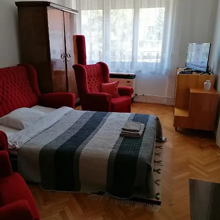 Apartment Szatmari *